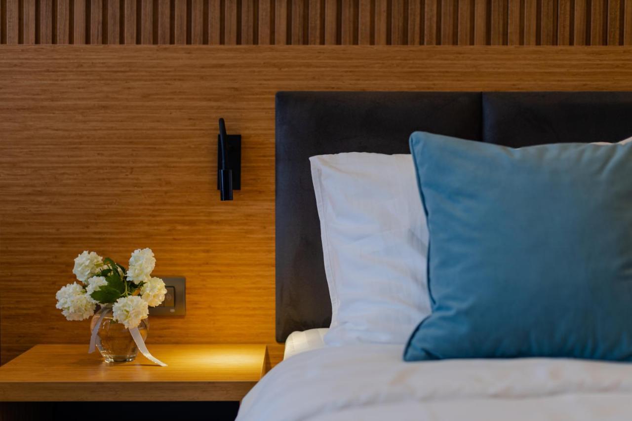 Hotel Monarch Батуми Екстериор снимка